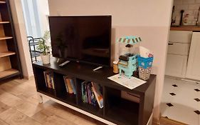 Cozy Bright Spacious Well-Equipped 3 Bed Apartment